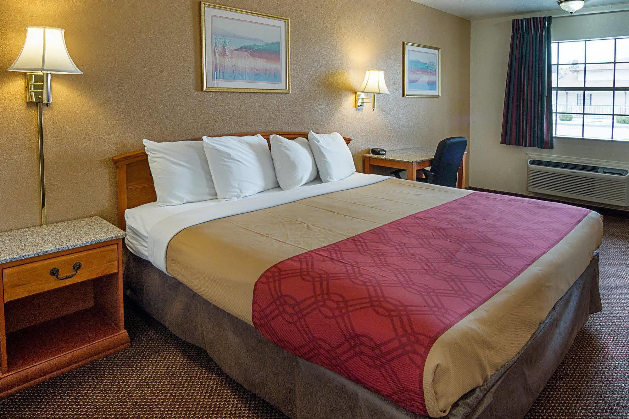 Red Roof Inn Накоґдочес Екстер'єр фото